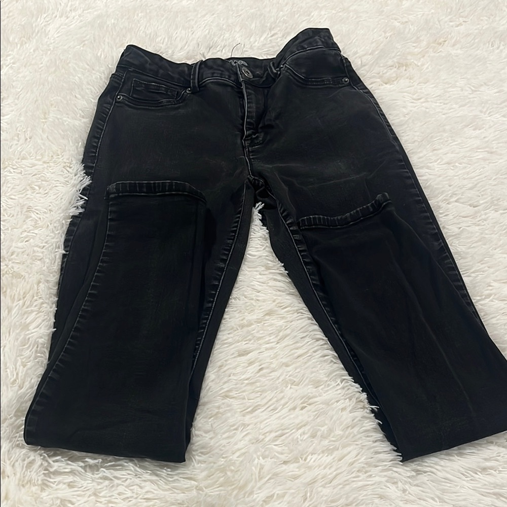 Stylish Black Distressed Jeans